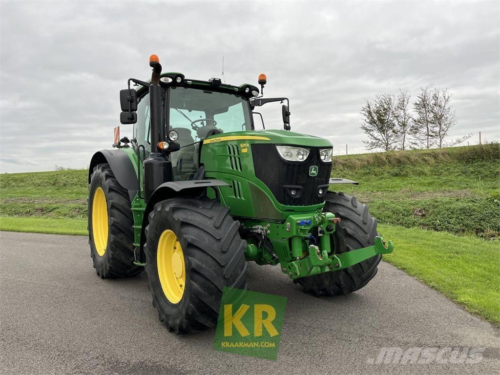 John Deere 6215R Traktorer