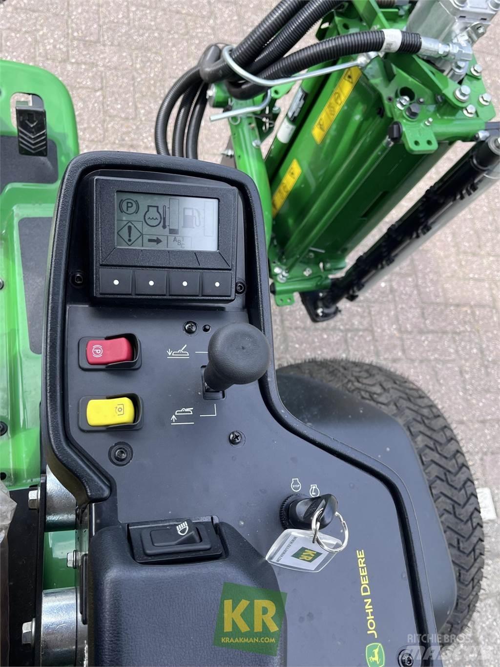 John Deere 8700A Green klippere