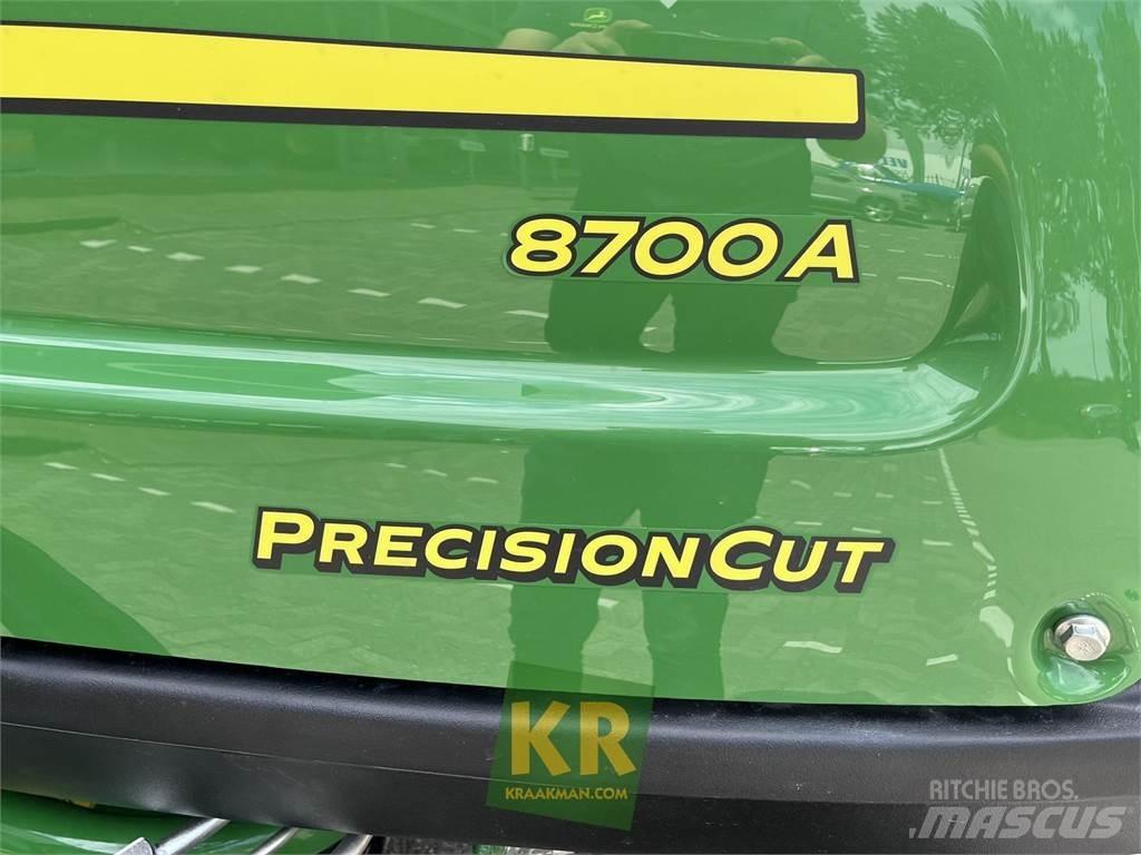 John Deere 8700A Green klippere