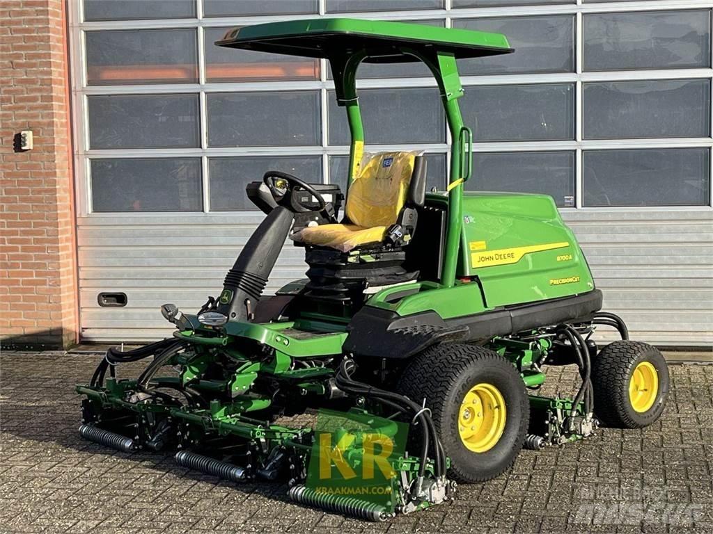 John Deere 8700A Green klippere