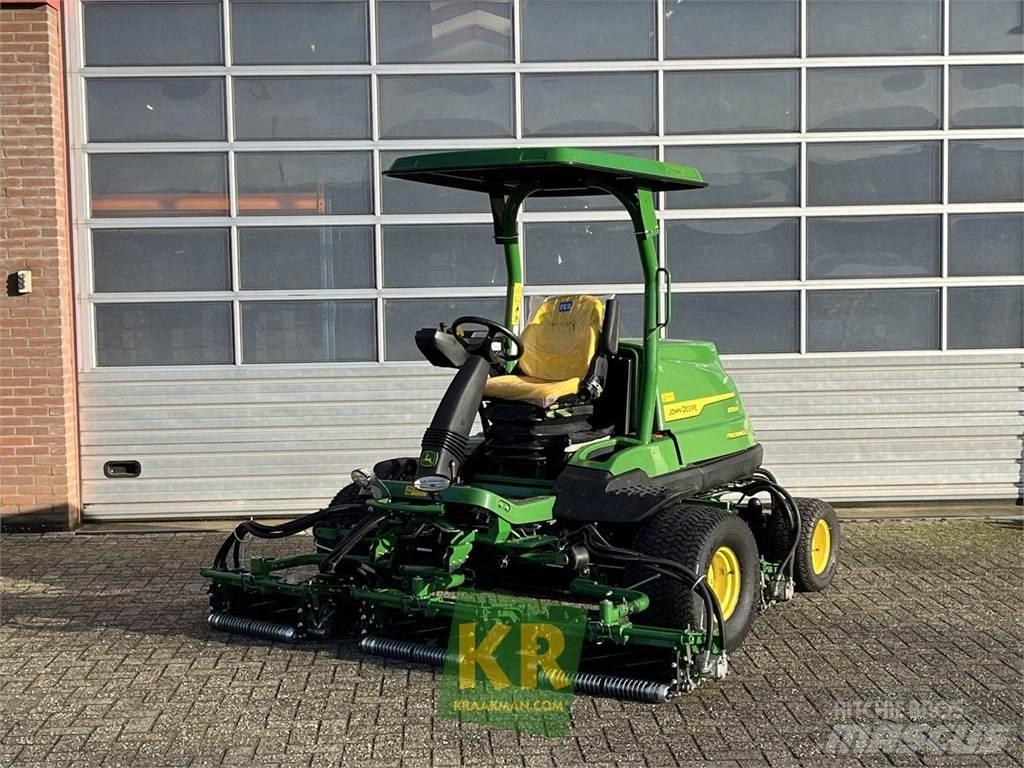 John Deere 8700A Green klippere