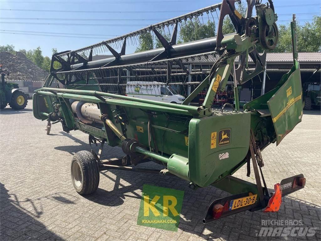 John Deere CTS Skurtreskere