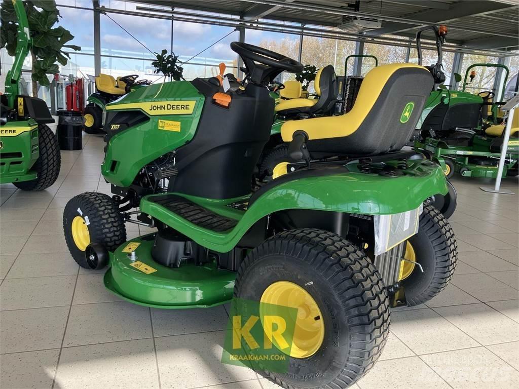 John Deere X107 Sitteklippere