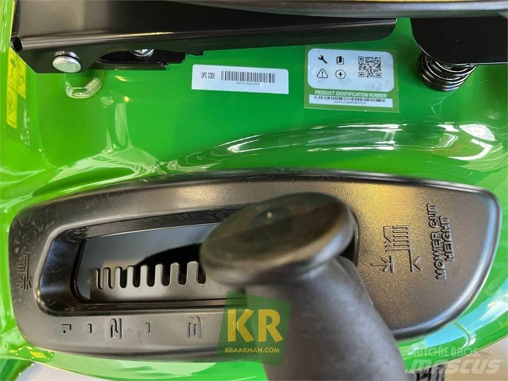 John Deere X127 Sitteklippere