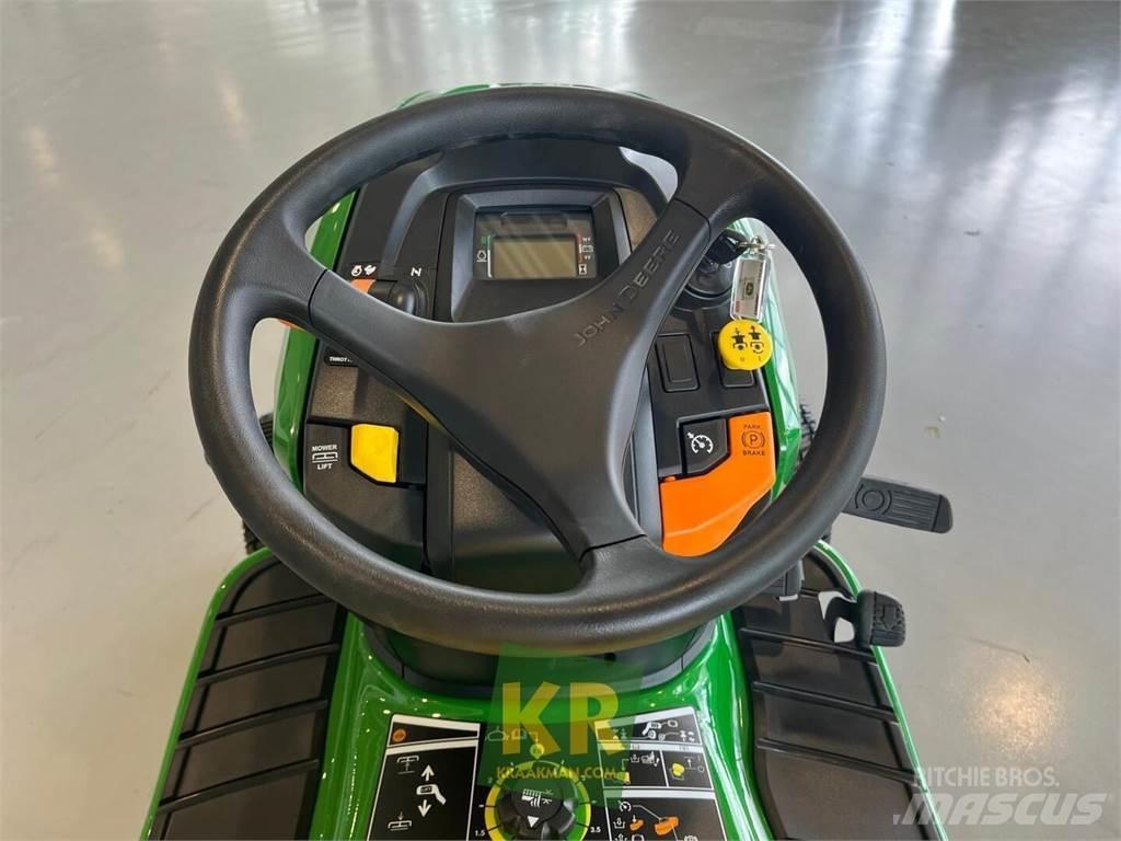 John Deere X380 Sitteklippere