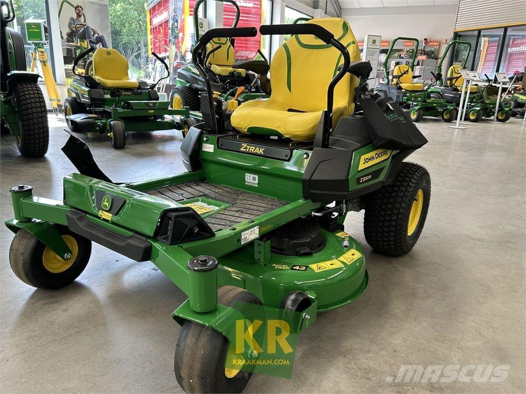 John Deere Z320R Landbruk - Annet