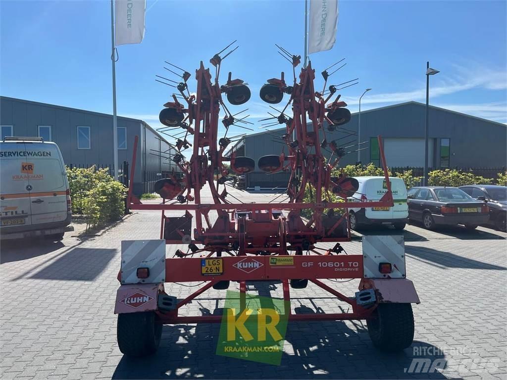 Kuhn GF 10601 Raker og høyvendere