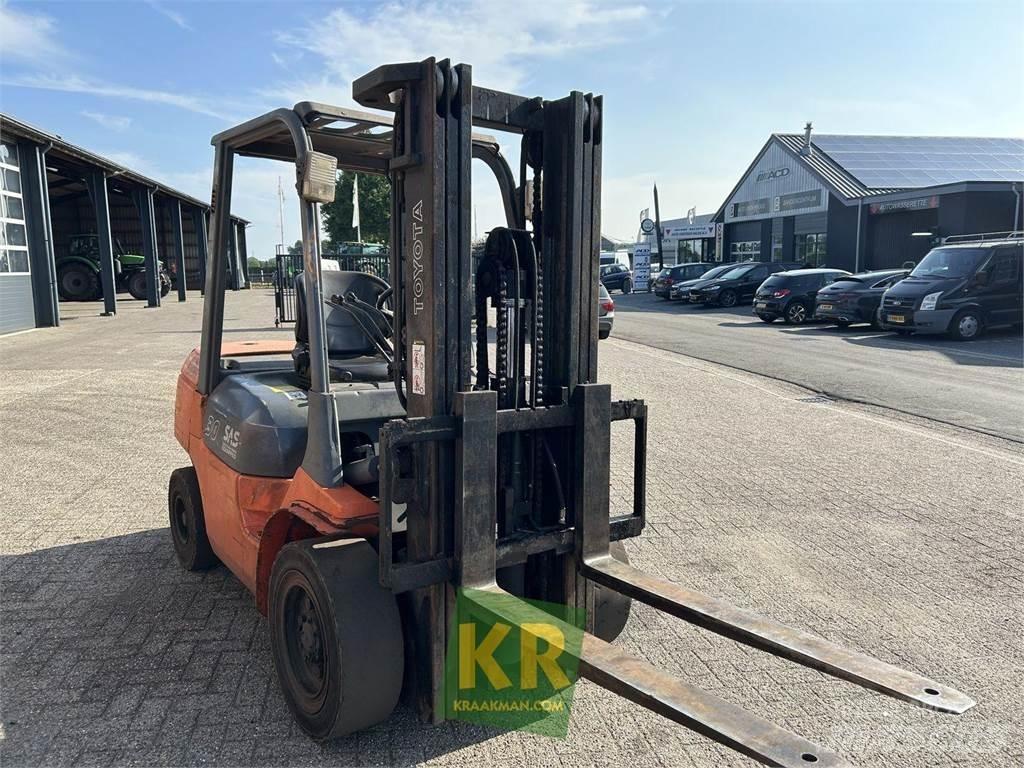Toyota 02-7FDJF35 Teleskoplastere for Landbruk