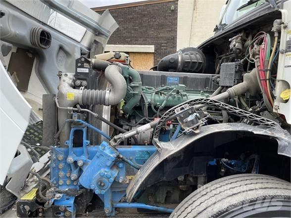 Volvo VNL64T630 Trekkvogner