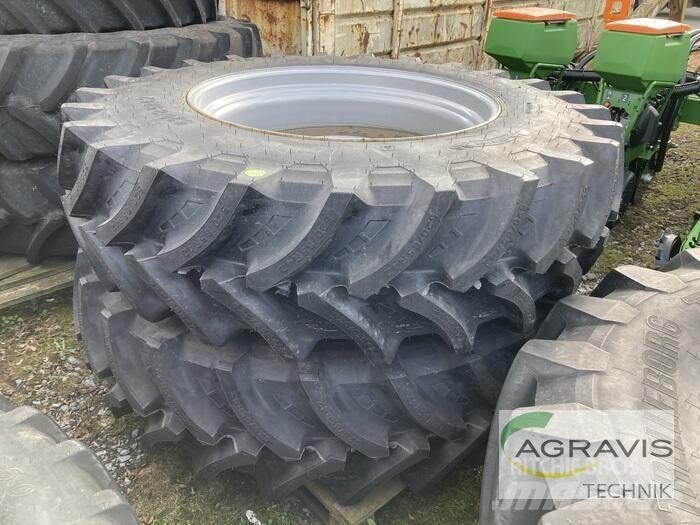  520/85R42 Dekk, hjul og felger