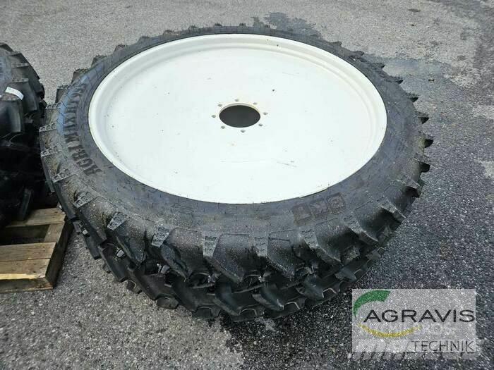 BKT KR270/95R42 Dekk, hjul og felger