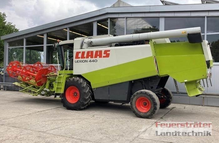 CLAAS LEXION 440 AC Skurtreskere