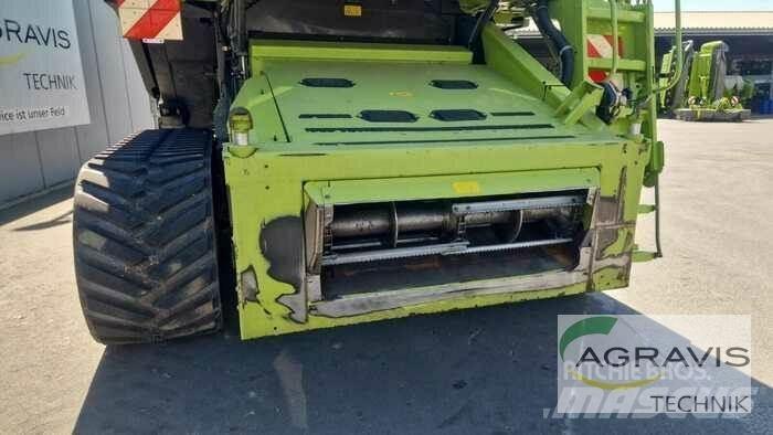 CLAAS LEXION 750 Skurtreskere