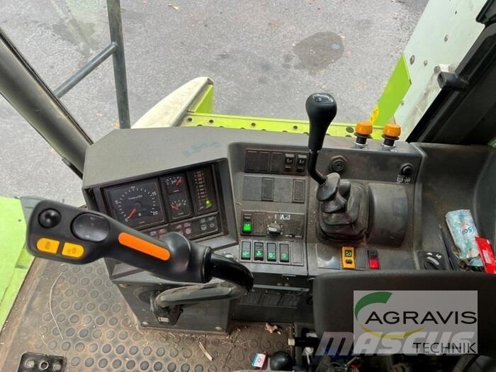 CLAAS MEDION 310 Skurtreskere