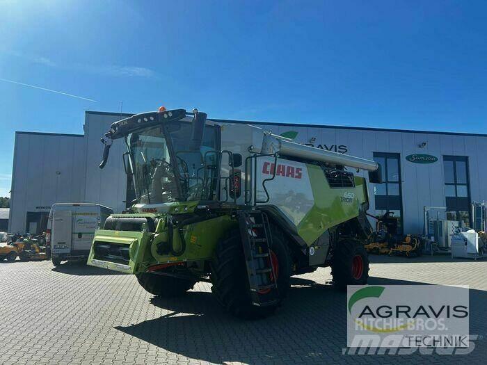 CLAAS TRION 650 Skurtreskere