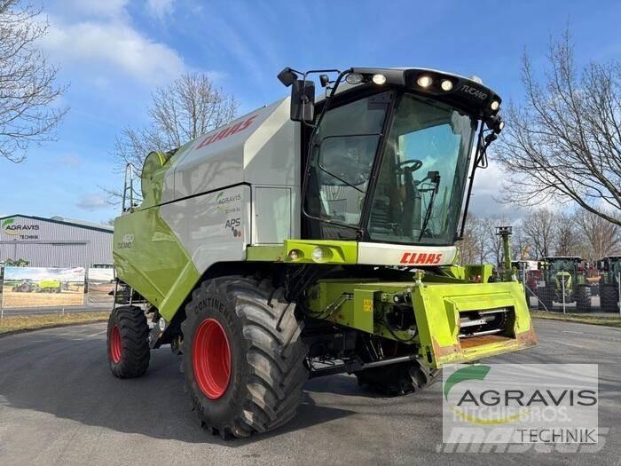CLAAS TUCANO 420 Skurtreskere