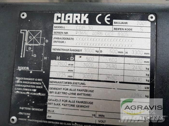 Clark CGP30 Gaffeltrucker - Annet