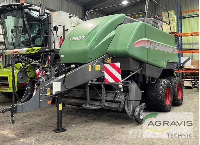 Fendt 12130 N Firkantpresser