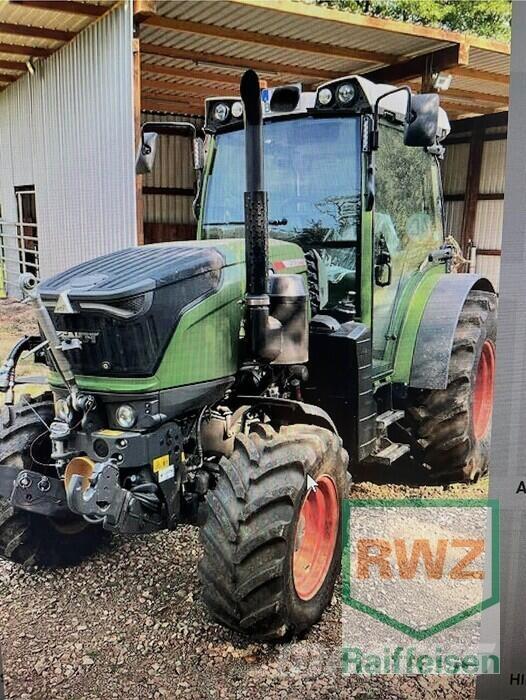 Fendt 211 P Traktorer