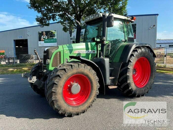 Fendt 714 VARIO Traktorer