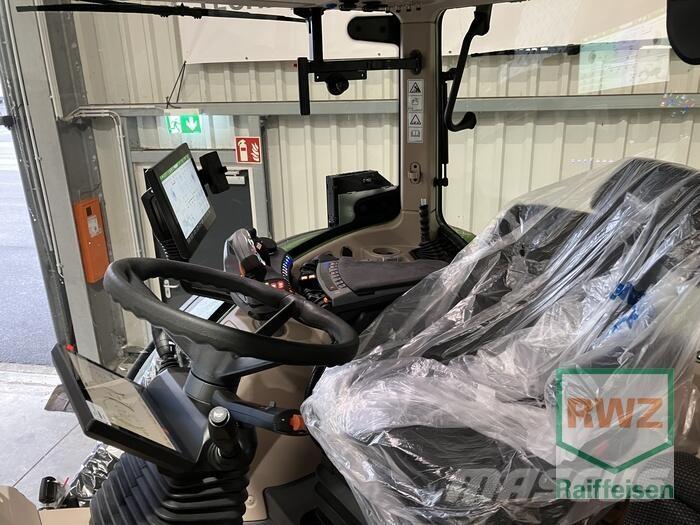 Fendt 728 Vario Gen7 Traktorer