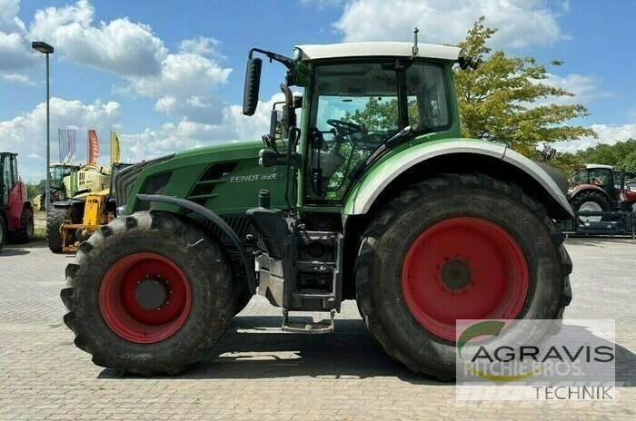 Fendt 826 VARIO SCR Traktorer