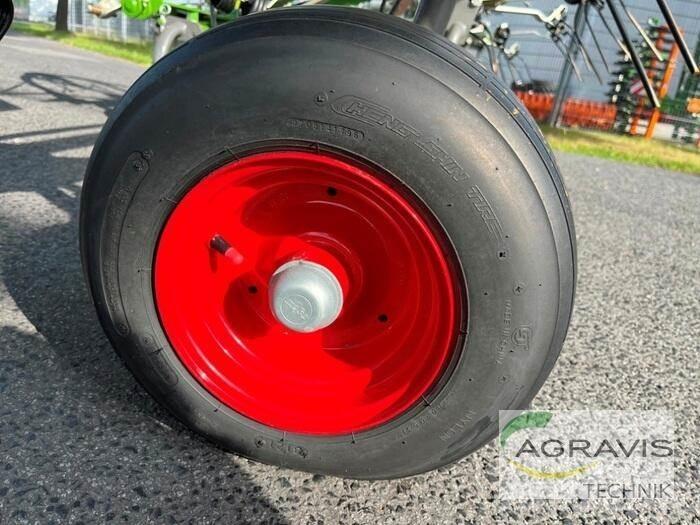Fendt TWISTER 5204 DN Raker og høyvendere