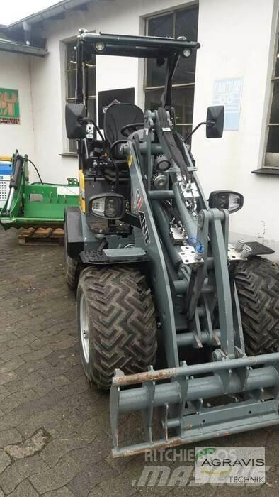 GiANT G2200E-3 Hjullastere