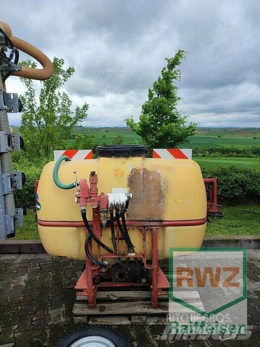 Holder 600Liter Slepesprøyter
