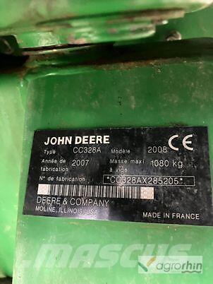 John Deere 328 A Slåmaskiner