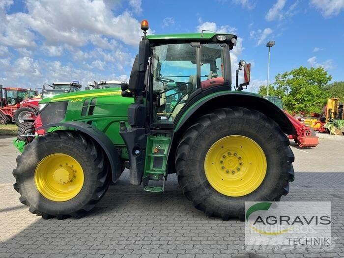 John Deere 6250 R Traktorer