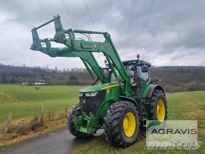 John Deere 7270 R Traktorer