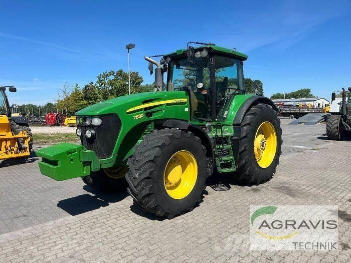 John Deere 7830 Traktorer