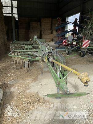 Krone SWADRO 710/26T Raker og høyvendere