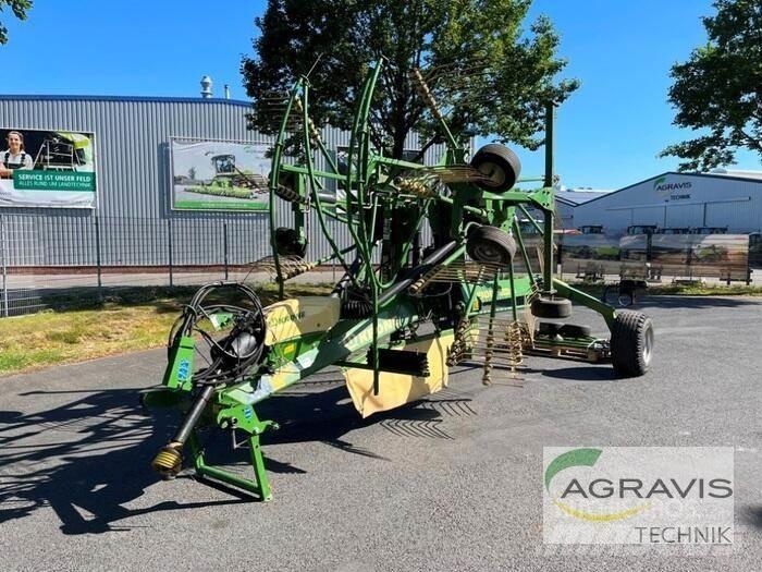 Krone SWADRO TC 880 Raker og høyvendere