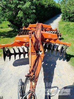 Kuhn XM32 Harver