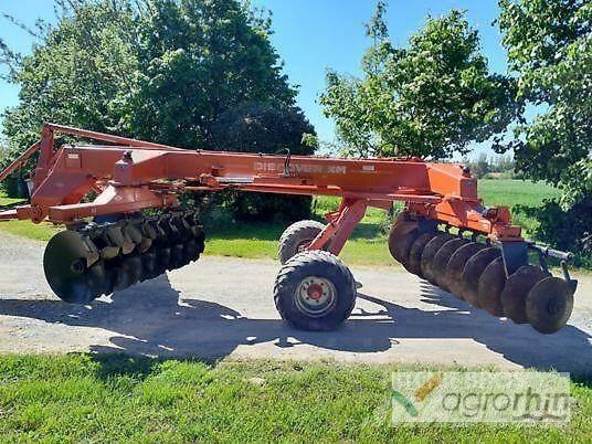 Kuhn XM32 Harver