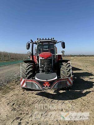 Massey Ferguson 7S210 Traktorer