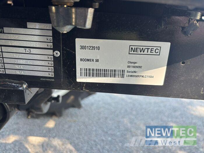 New Holland BOOMER 50 Traktorer