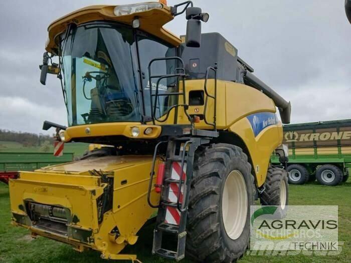 New Holland CR 9060 Skurtreskere