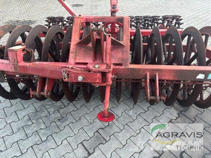 Packer  Utstyr for pakking