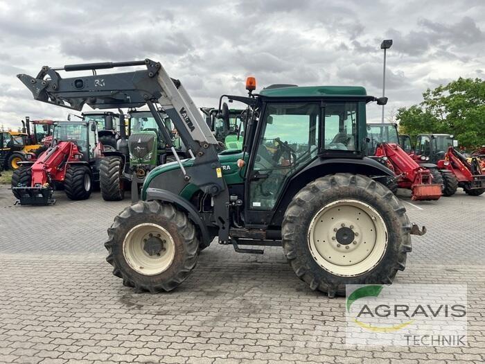 Valtra A 83 H Traktorer