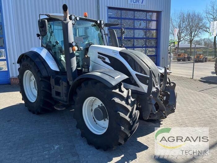 Valtra T 214 D Traktorer