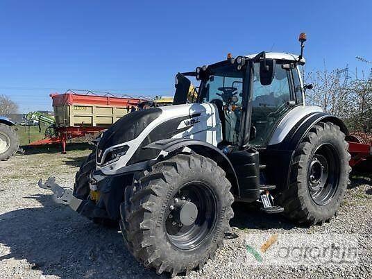 Valtra T215A Traktorer