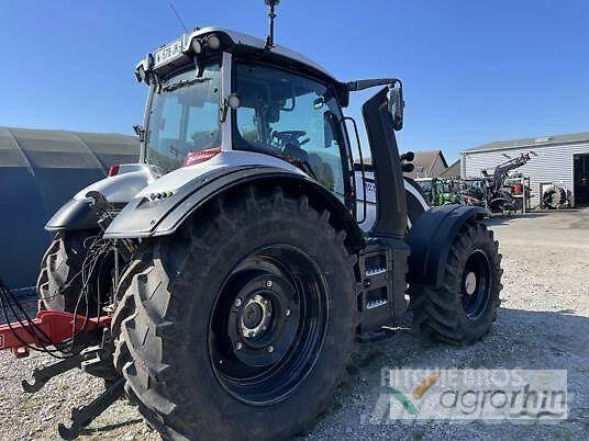 Valtra T215A Traktorer