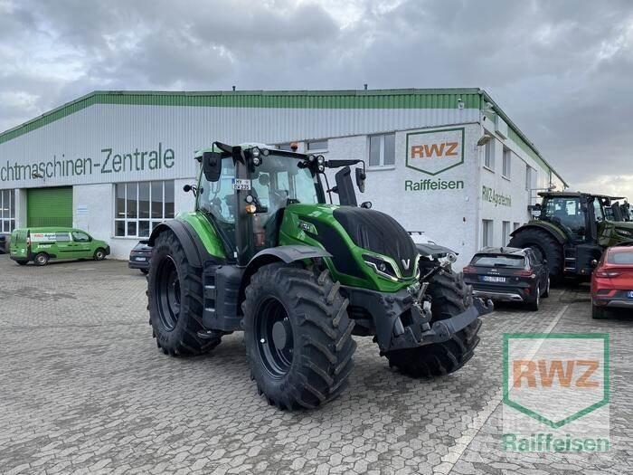 Valtra T235V Traktorer