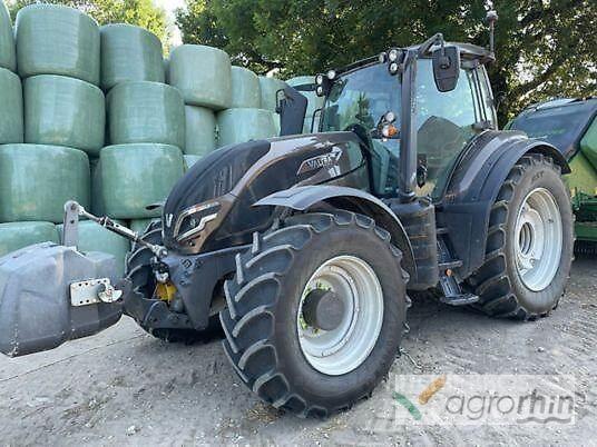 Valtra T235V Traktorer