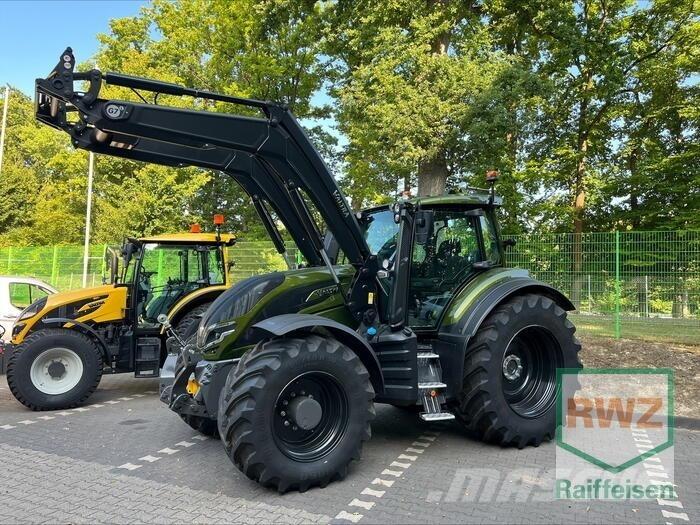 Valtra T255Versu Traktorer