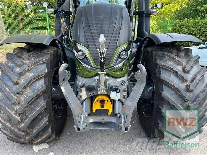 Valtra T255Versu Traktorer