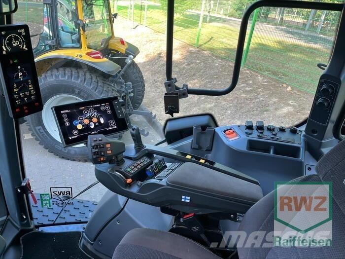 Valtra T255Versu Traktorer